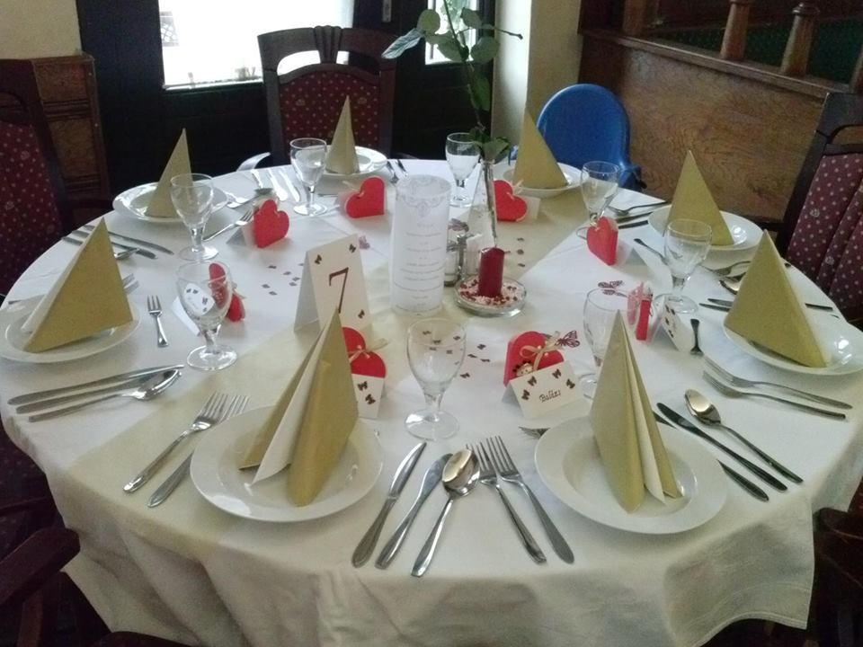Vadasz Panzio Es Etterem Szombathely Zewnętrze zdjęcie